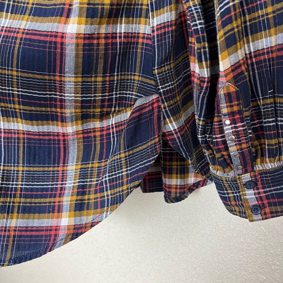Twelve-O-Two Plaid Button Down Top size Small Blue Multi Studded Hi/Low - Picture 9 of 12